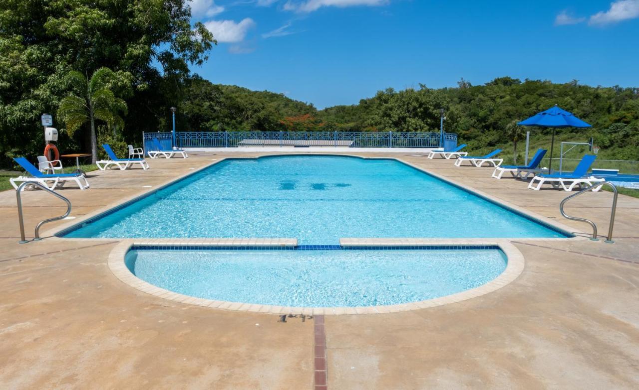 Parador El Faro Aguadilla Ngoại thất bức ảnh
