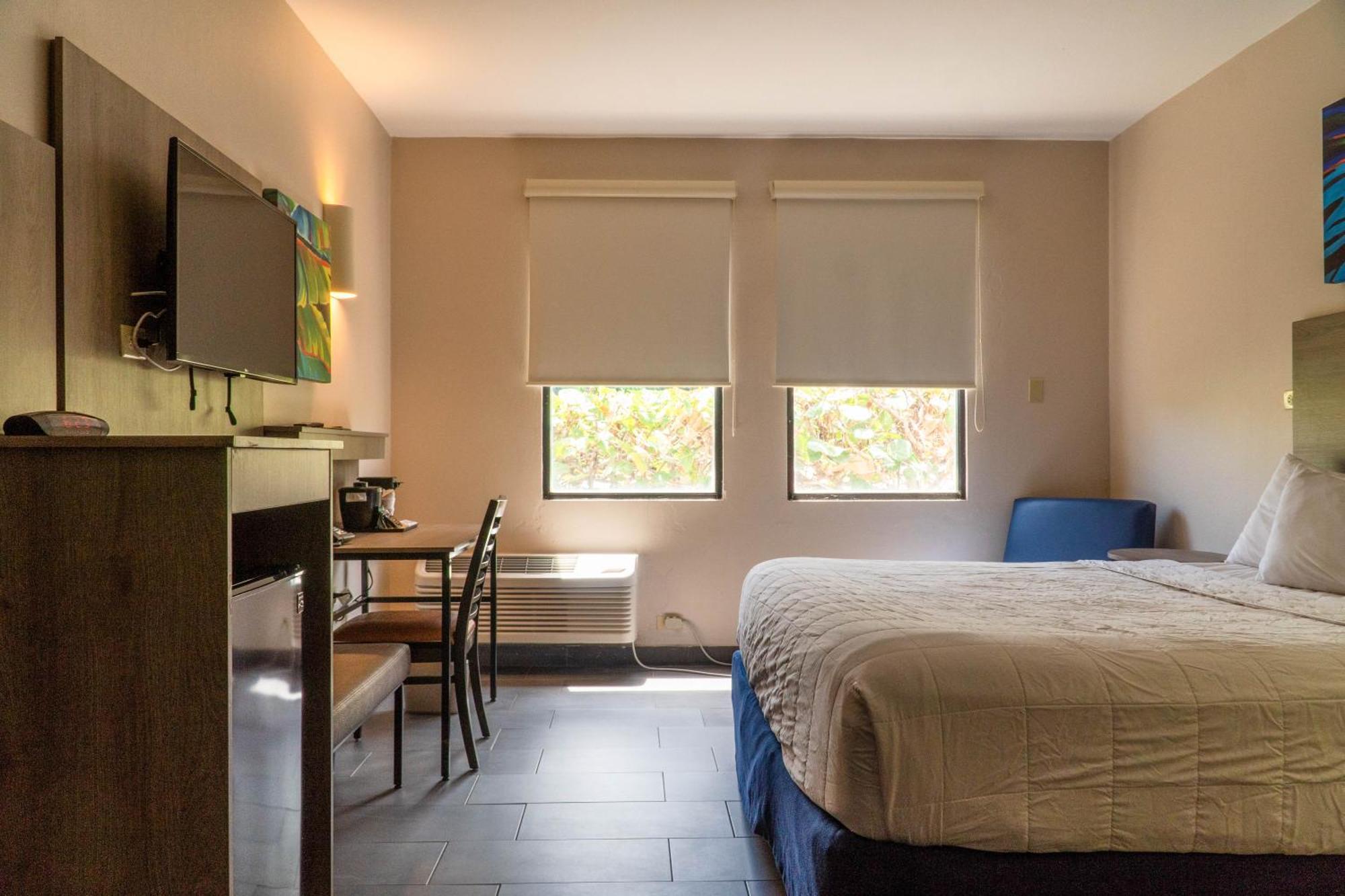 Parador El Faro Aguadilla Ngoại thất bức ảnh