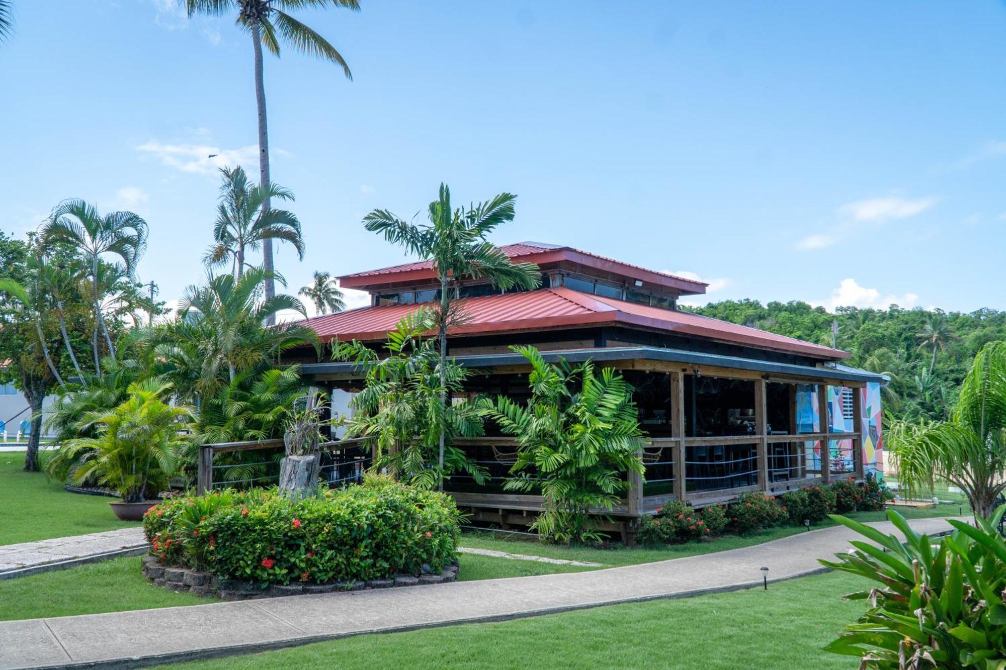 Parador El Faro Aguadilla Ngoại thất bức ảnh