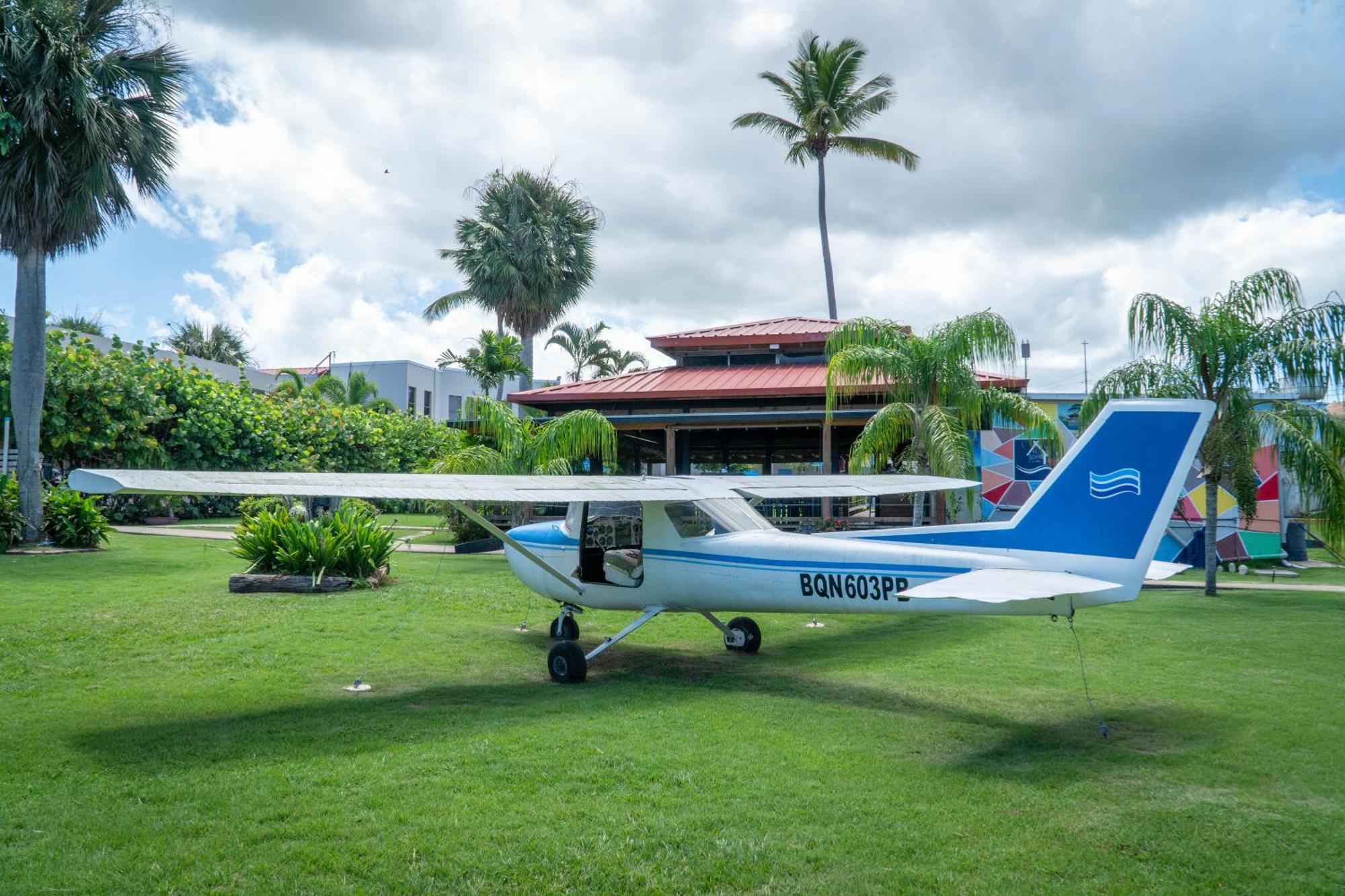Parador El Faro Aguadilla Ngoại thất bức ảnh