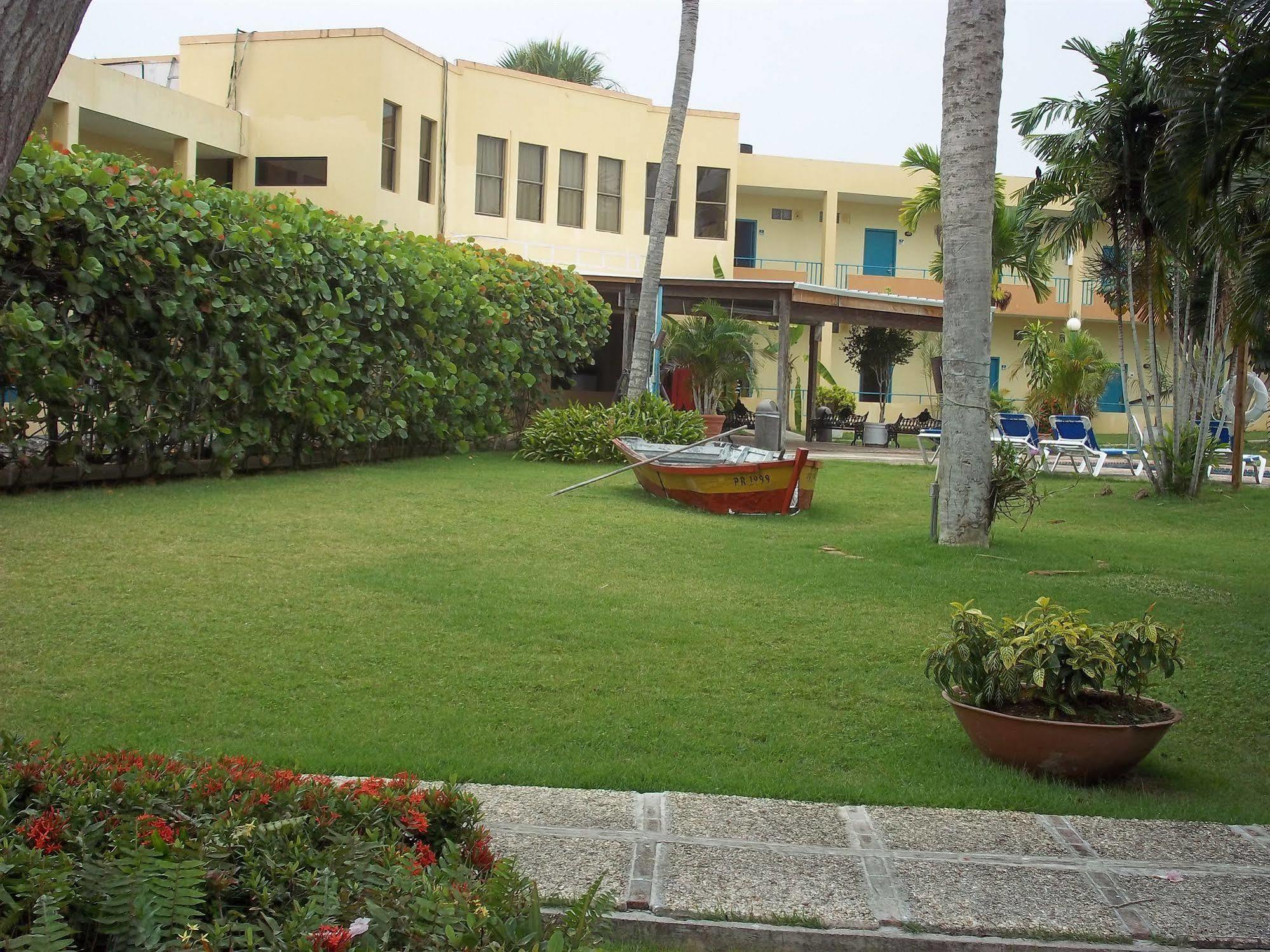 Parador El Faro Aguadilla Ngoại thất bức ảnh